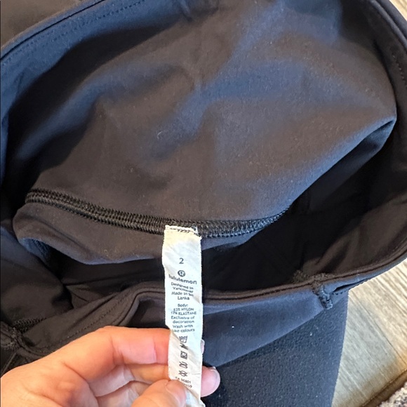 Lululemon Fast & Free High Rise Thermal Tight 28” 5 Pocket Leggings Size 2 - Picture 6 of 6
